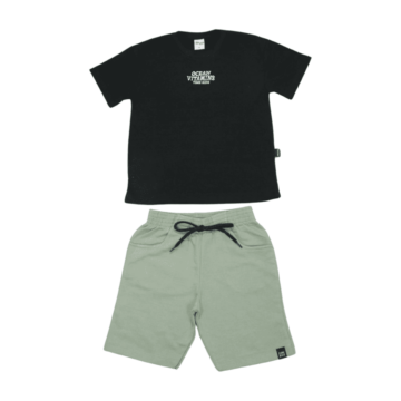 conjunto_masculino_camiseta_estampa_ocean_e_bermuda_moletinho_8874_time_kids_24970_variacao_129874_1_42f56a87b1c5503cd43ebf07772d8c76.png